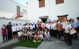 El nieto de Niceto Alcalá-Zamora dona 5.000 libros a la biblioteca municipal de Mecina Bombarón