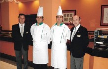 José Miguel Magín, jefe de cocina del hotel Santos Saray, acaba de cumplir 25 años de trabajo ininterrumpido en la misma empresa