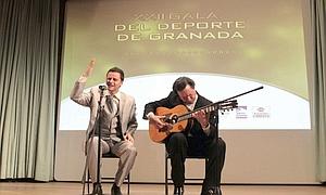 Juan Pinilla canta las coplas de Gerald Brenan Juan Pinilla canta las coplas de Gerald Brenan